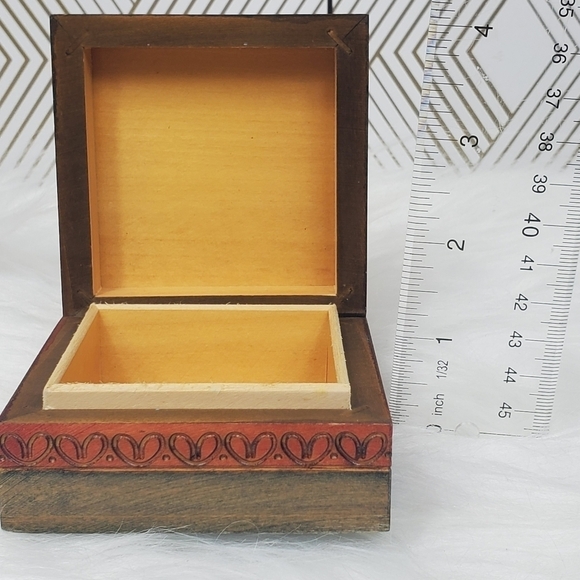 Hand Crafted Light Weight Flower Wooden Trinket/Jewelry Box Made‎ In Poland - Picture 10 of 10